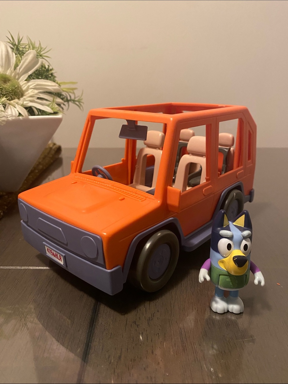 Bluey Figurine SUV Vehicle toys